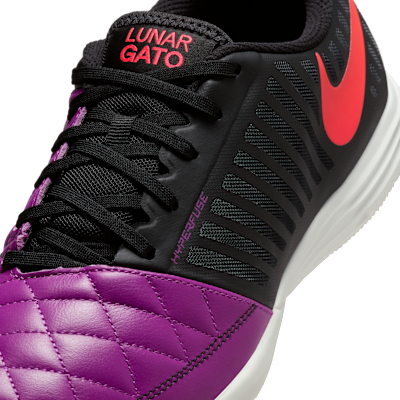 Nike Lunargato II Indoor/Court Low-Top Soccer Shoes. Nike.com